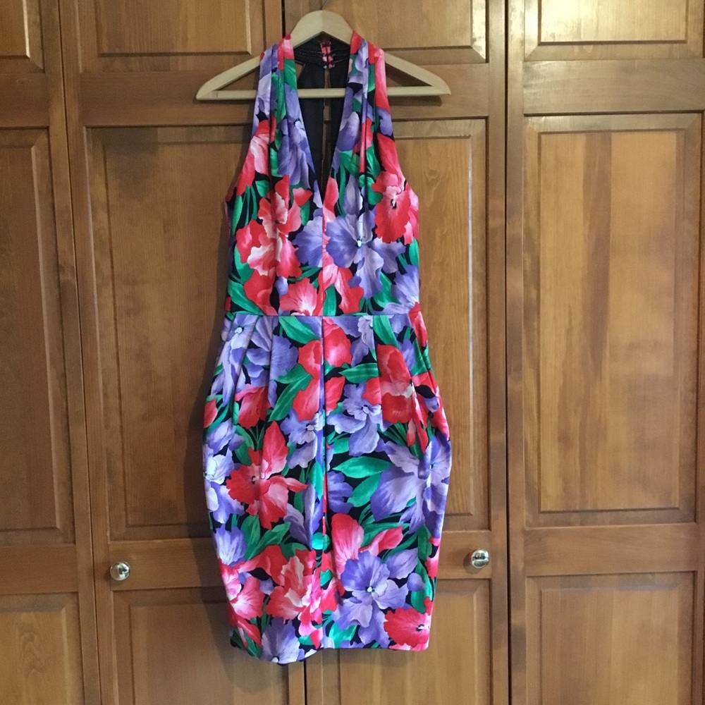 “A.J. BARI” Floral Dress with Belt — NWOT